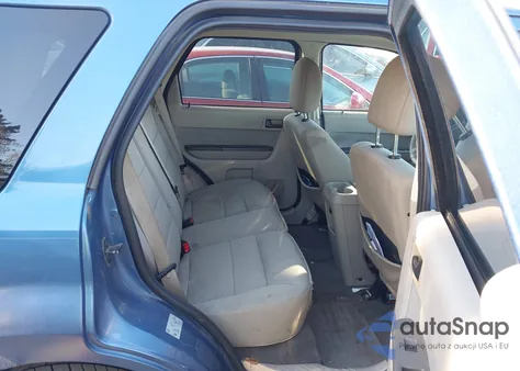 2010 Ford Escape Xlt из США, поврежденный, VIN 1FMCU0D7XAKB80629